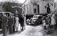 1945 - Rolf Sannes begraves i Larvik b_1.JPG