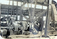 09f Fra montagen av foilvalseverket ca. 1919.JPG