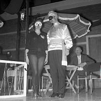 USB.407-Park Hotel polio maskerade 30.03.60.tif