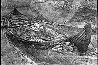 Osebergskipet. Foto O. Væring - 09.1 - utsnitt.tif